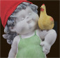 Preview: IGOR Gartenzwerg mit Huhn auf dem Arm Höhe: 18