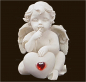 Preview: Engelchen sitzend mit rotem Herz-Schmuckstein (Figur 3) Höhe: 5,5 cm