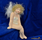Preview: Engelfrau sitzend weiss und gold (Figur 4) Höhe: 22 cm