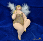 Preview: Engel sitzend molly mit Kopfbedeckung braun Höhe: 16 cm