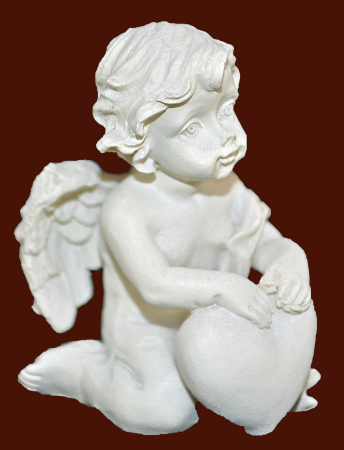 Engel sitzend mit Herz (Figur 2) Höhe: 5 cm