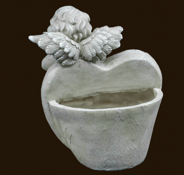 Engel auf Herz «Geliebt und unvergessen» Höhe: 16 cm