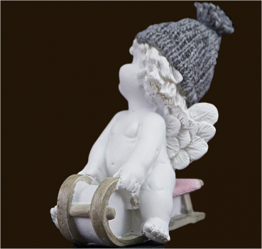 IGOR mit Schlitten (Figur 3) Höhe: 9 cm