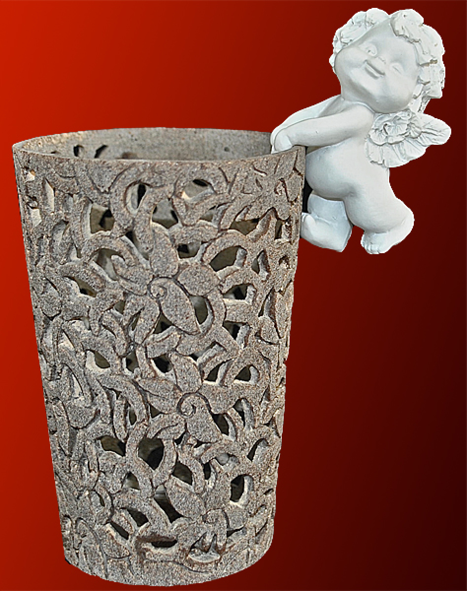 IGOR an Vase (Figur 3) Höhe: 6,5 cm