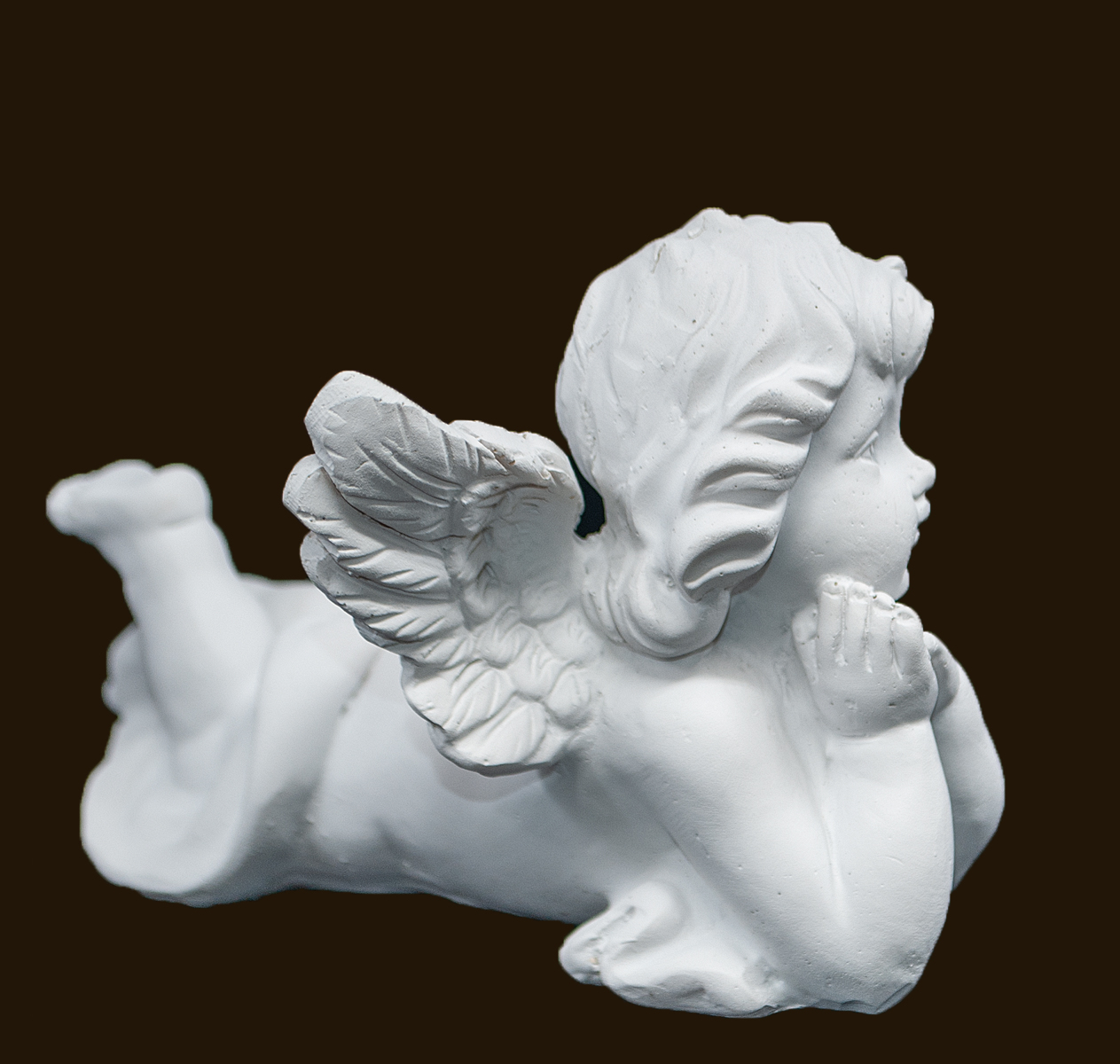 Engel liegend weiss (Figur 2) Höhe: 9 cm