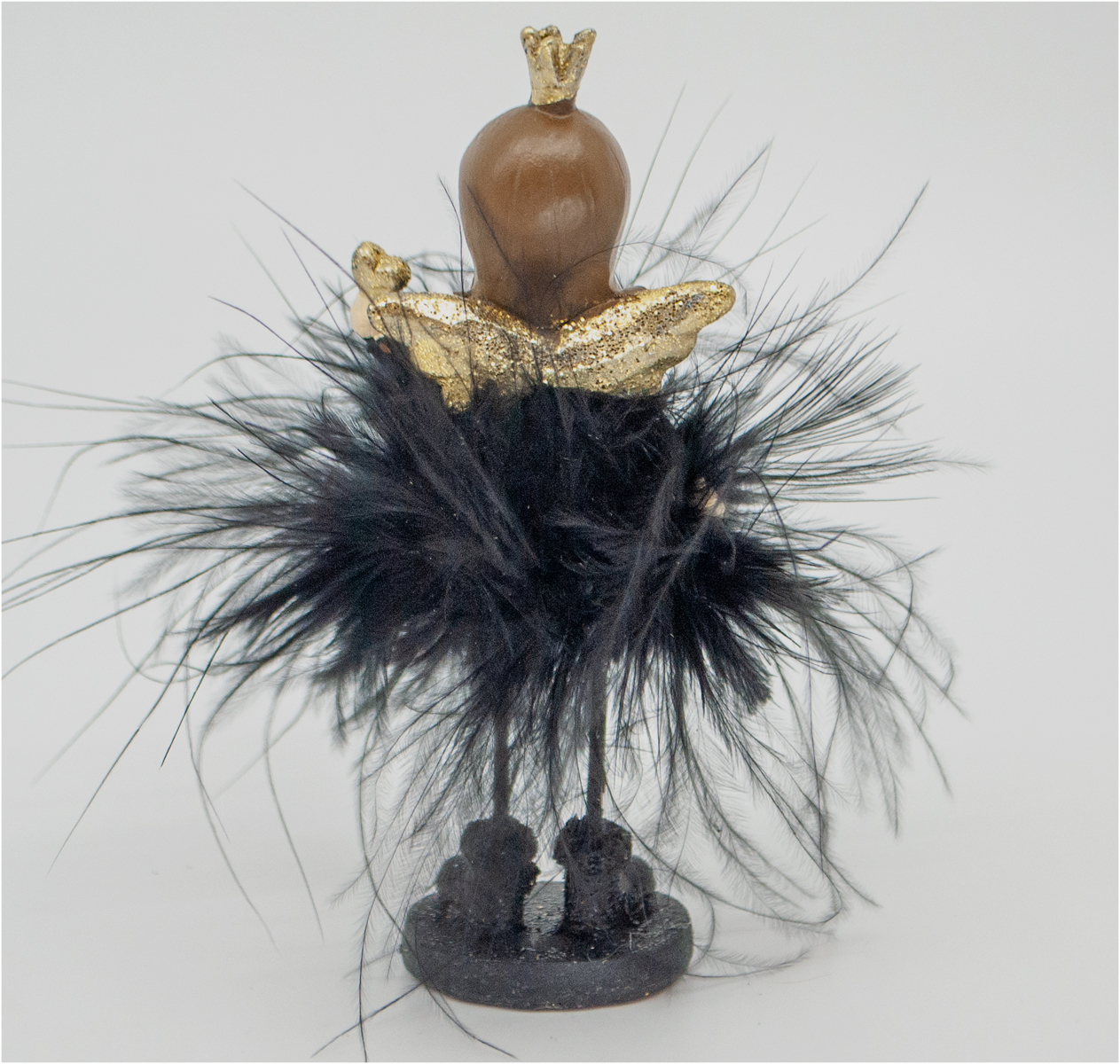 Engelmädchen Black Beauty mit Herz (Figur 2) Höhe: 10,5 cm