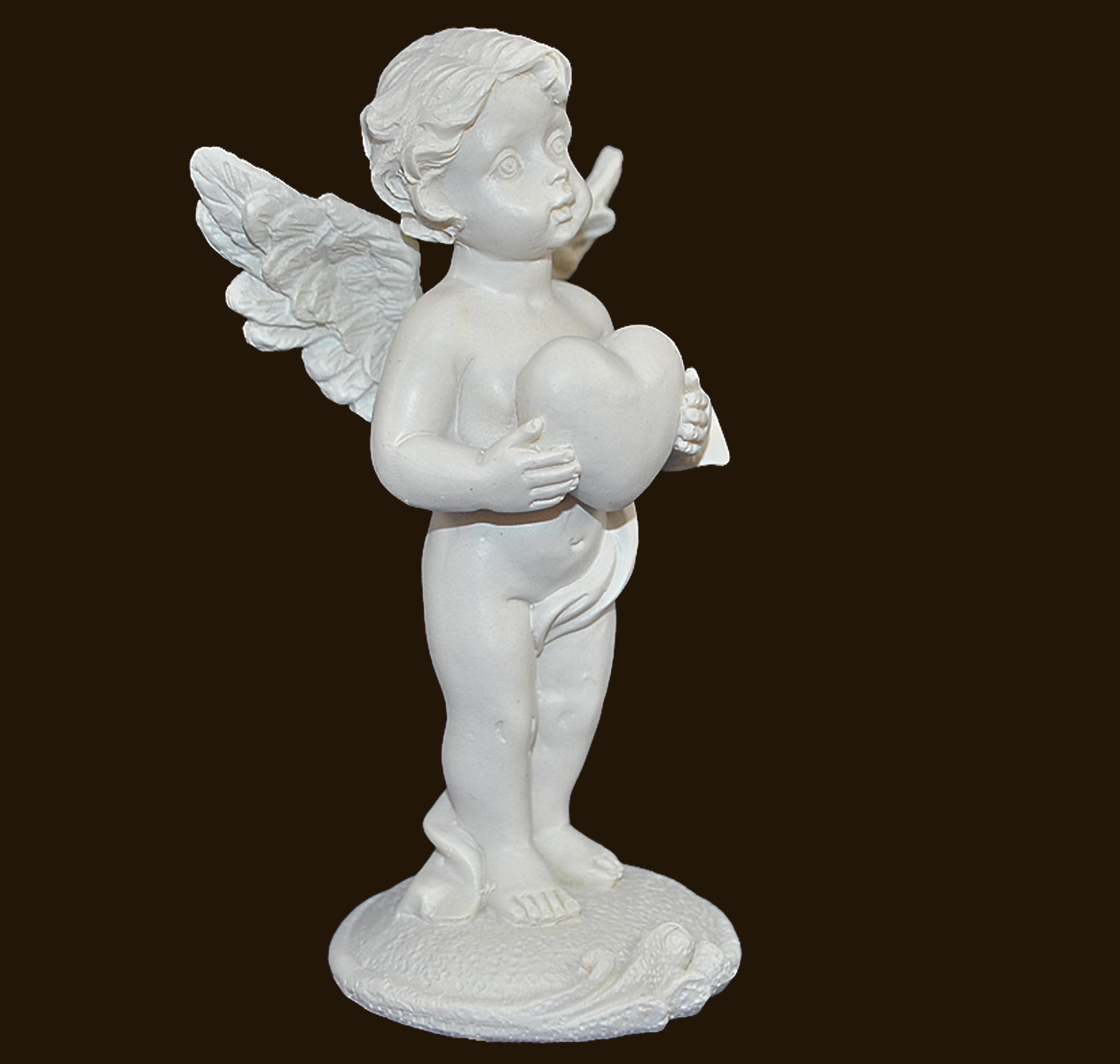 Engel stehend mit Herz (Figur 3) Höhe: 9 cm