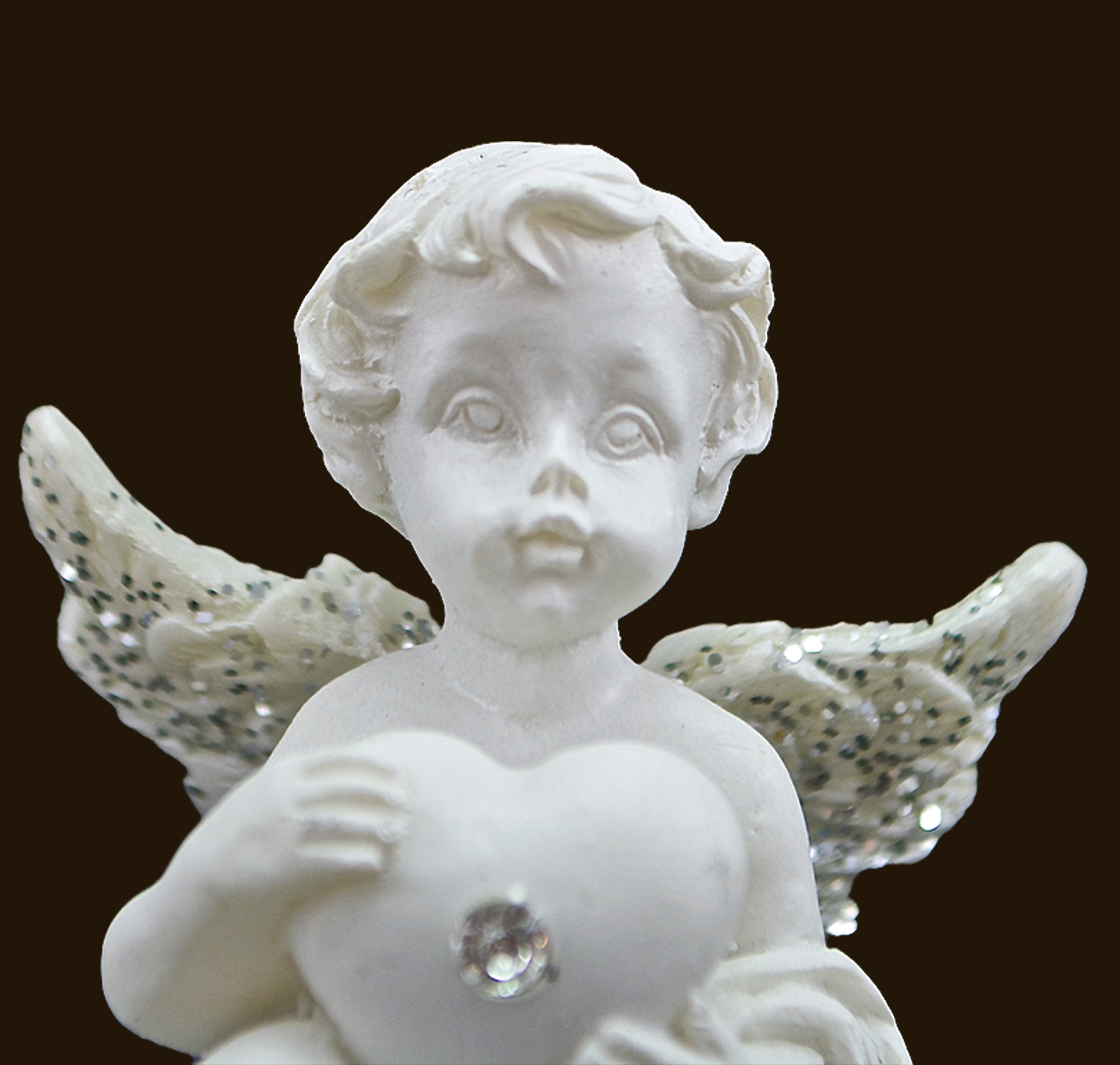 Engelchen mit Herz (Figur 3) Höhe: 4,5 cm