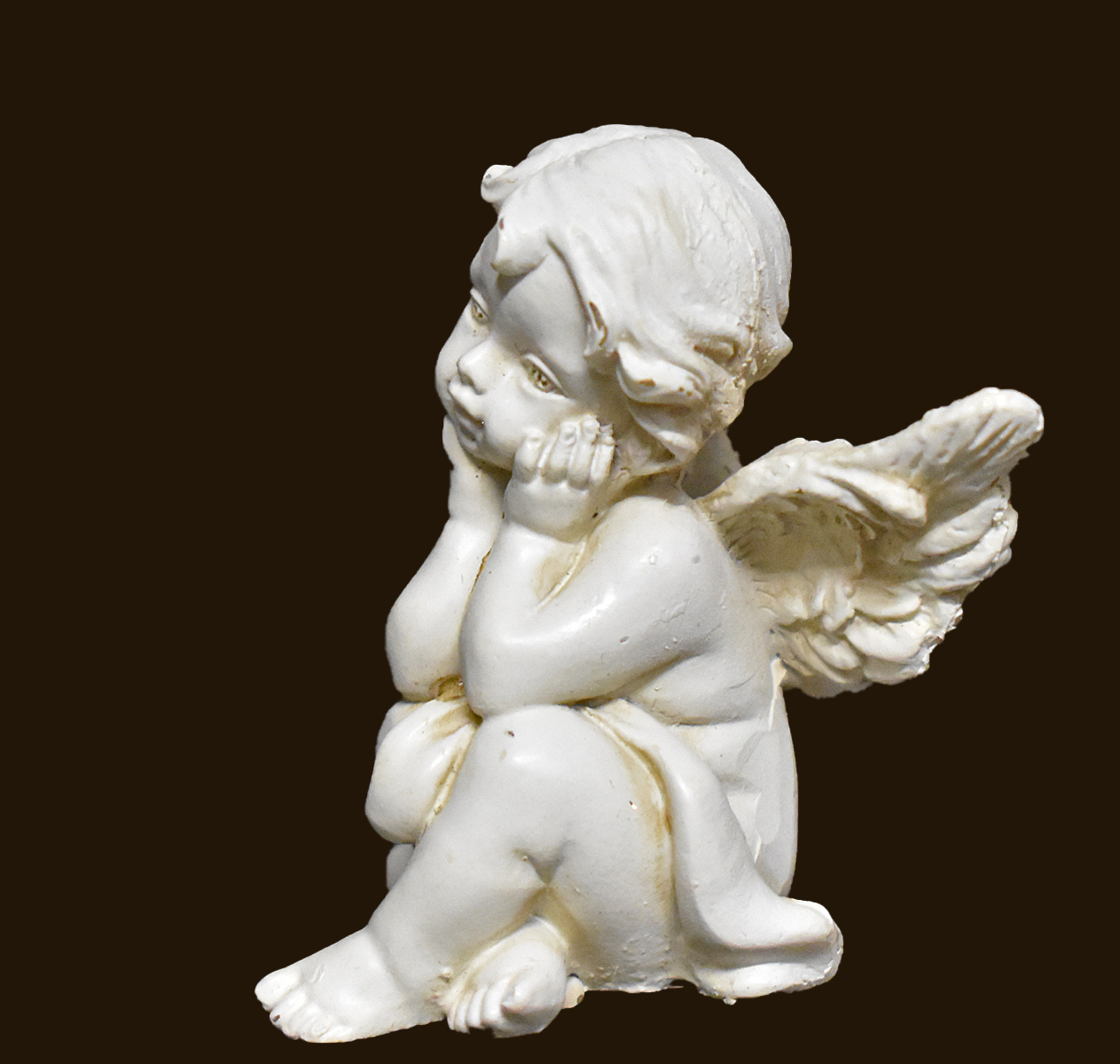 Sitzendes Engelchen antikweiss (Figur 2) Höhe: 6 cm